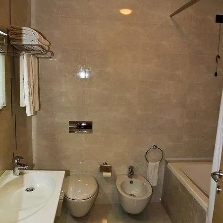 Fieri Hotel *