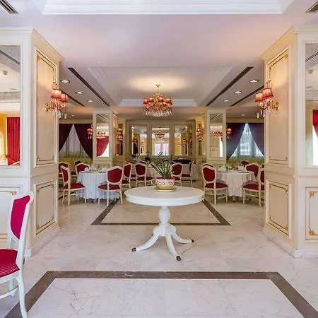 فندق Fieri فيير