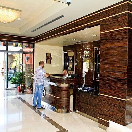 Fieri ホテル フィエル