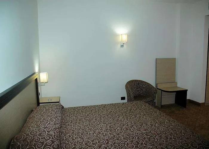 Hotel Fieri *